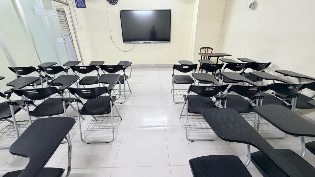 Classroom & Campus Gallery 6